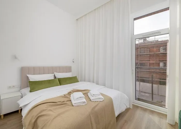 2-Bedroom Premium Bohema Apartment